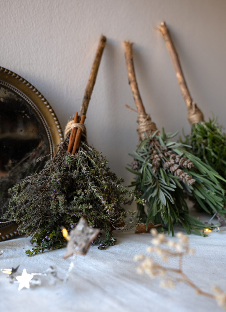 Les Petits Chaudrons - Besom de protection à la cannelle